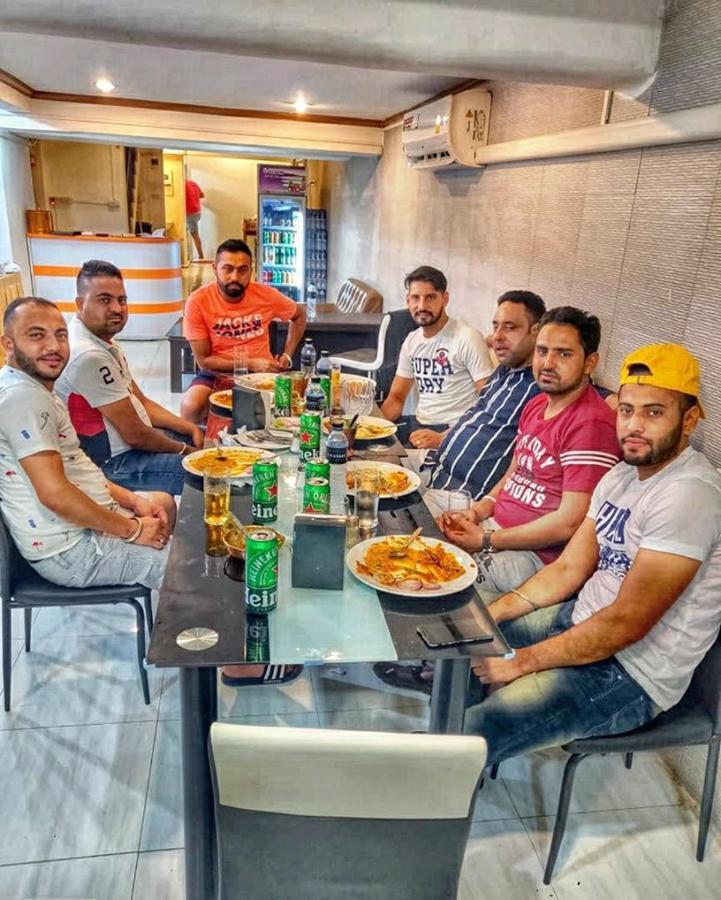 شقة بي آر - فندق واكينج ستريت باتايا المظهر الخارجي الصورة